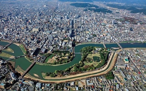 11. 市政全般