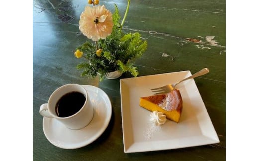 偕行社かふぇのケーキ＆ドリンクセットチケット　ペアチケット（2名様）　（ダイシモチサブレお土産１箱付き）