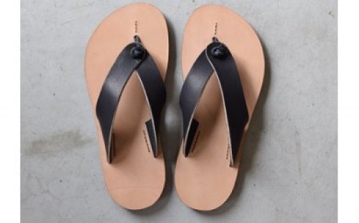 本格牛革のサンダル 【黒／22.0cm～27.5cm】