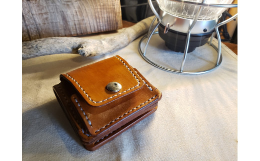牛革ミニウォレット（ライトブラウン）　【本革 牛革 財布 ミニ財布  サイフ 手縫い 雑貨 おしゃれ オリジナル レザー職人 手縫い フウネレザーファクトリー】 [BFAJ117]