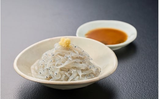 冷凍 生しらす100g×2 / 生しらす丼 丼 お刺身 ポン酢 醤油 小分け シラス 冷凍 生 ギフト お取り寄せ 和歌山県 田辺市 【mst009】