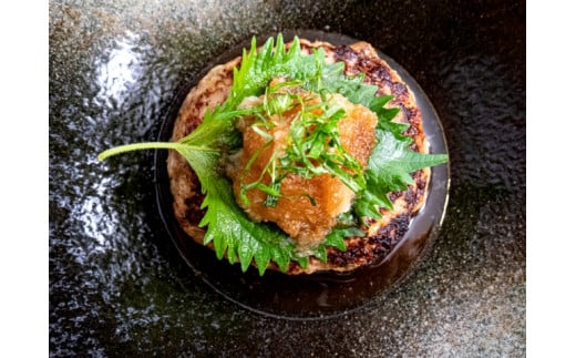 【4月お届け】【「近江牛オリジナルハンバーグ(12)個」と「特製ポン酢(2個)セット」】肉 牛肉 ハンバーグ 国産 ブランド牛 近江牛 三大和牛 和牛 黒毛和牛 冷凍 お弁当 おかず お惣菜 滋賀県 竜王