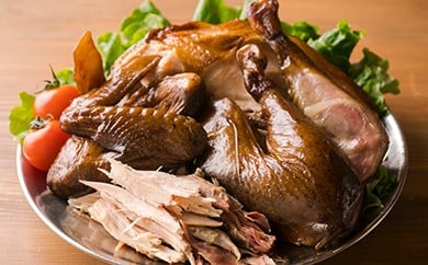 安心安全な平飼い飼育 絶品スモークチキン 3本《厚真町》【テンアール株式会社】 チキン スモークチキン 燻製 鶏 鶏肉 平飼い 冷蔵配送 北海道 [AXAN013] 31000 31000円