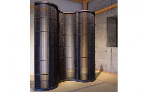 組子細工 衝立 「波」 3連 (栗・鉄水仕上げ) 組子細工 組子 パーティション 工芸品 伝統工芸 木製 【031_1983】