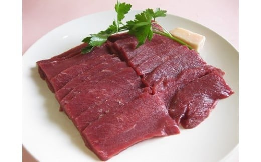 ダチョウ フィレ肉 約500g ダチョウ肉 赤身肉 ヘルシー 低脂肪 低カロリー 高たんぱく質 鉄分 豊富 真空パック 上質 抗生物質不使用 成長ホルモン不使用 国産 ダイエット 健康志向 グルメ ギフト 産地直送 (C05-004)