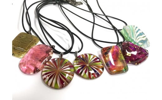 010-037　お楽しみネックレス