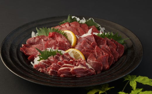 熊本県産 馬刺し 350g セット(小)醤油付き 馬肉 冷凍