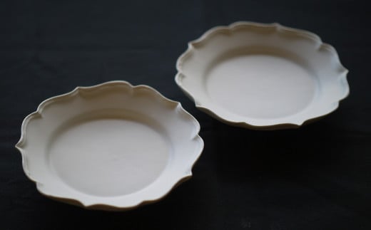 〔臼杵焼〕稜花リム皿（S）【２枚セット】