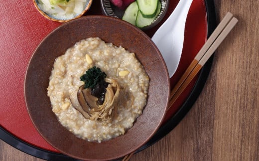 【全6回定期便】レトルトきのこ粥セット / 220g×5個 合計30個 茸 粥 おかゆ レトルト粥 保存食 長期保存 手軽 長崎県 長崎市