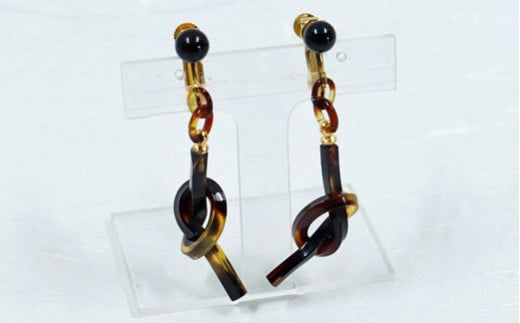 FA-6.【奈良べっ甲】結びイヤリング