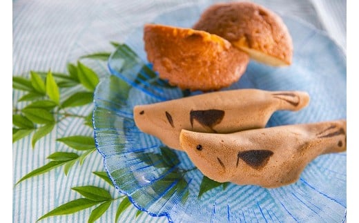 25 有田川若鮎&有田みかんマドレーヌセット(A25-2)