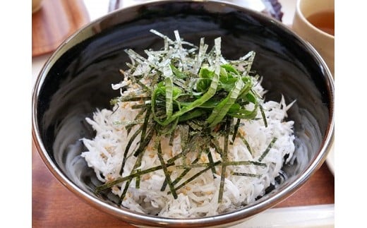 釜揚げしらす500g×2箱（1.0kg）(A420-2)