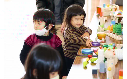 き24-004 【NPO法人こども未来ネットワーク】木のおもちゃ体験サポーター(思いやり型返礼品)