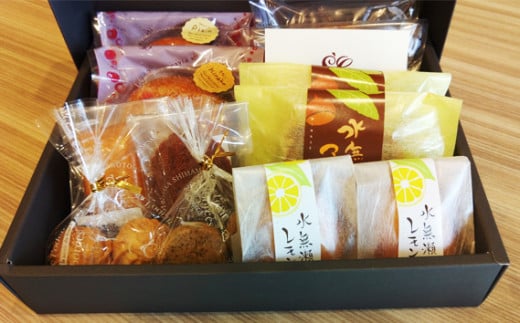 No.058 水無瀬の焼き菓子詰め合わせ / スイーツ 焼菓子 洋菓子 お菓子 ドーナツ フィナンシェ マドレーヌ クッキー パウンドケーキ レモンケーキ セット ティータイム おやつ ご褒美 人気商品 食べ比べ 大阪府