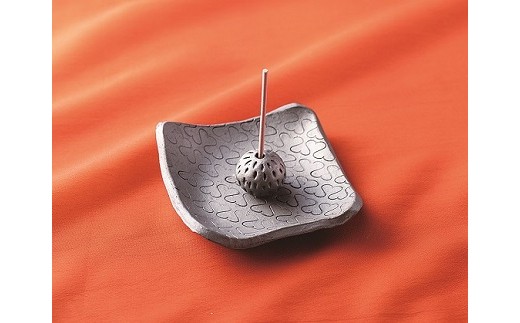 瓦師のつくった香炉(四方ハート)