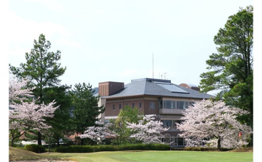 No.263 大阪府　グロワールゴルフ倶楽部【平日】セルフ1名様プレー券／昼食付 ／ ゴルフ場 チケット 大阪府