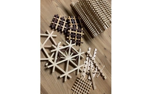 伝統工芸にふれる、組子体験　Fコース（組子鍋敷き）（パズル）