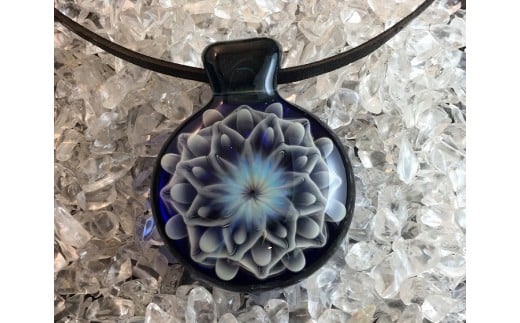 スノーフラワーペンダントトップ（青）