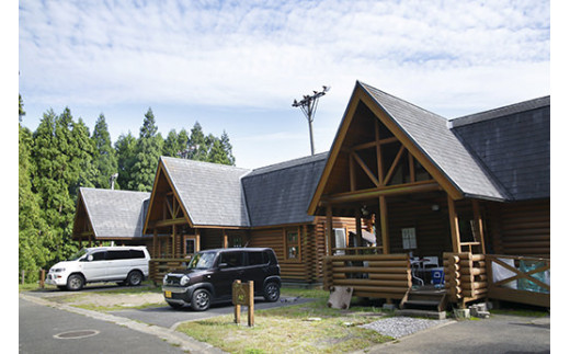 サンビレッジ曽爾オートキャンプ場コテージ1泊宿泊券 /// 奈良県 奈良 宿泊券 旅行 コテージ 一棟貸し キャンプ場宿泊