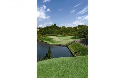アルファ津田カントリークラブ 平日ペアプレー券(2名様)