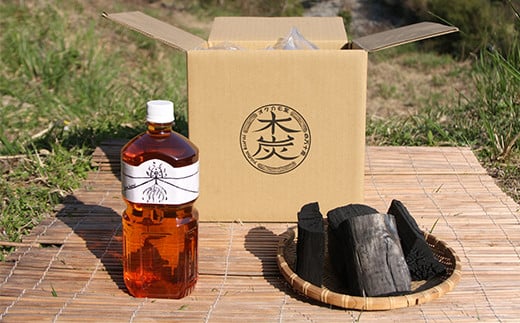 R5-204.四万十市産 山の恵みセット黒炭雑3㎏+木酢液1リットル