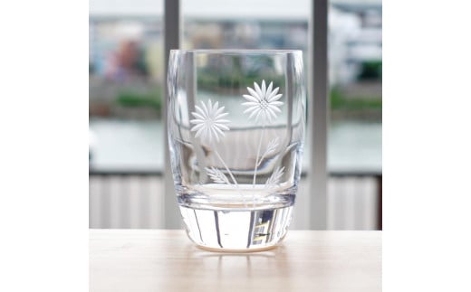 浅草切子 暮らしの硝子「マーガレット 521」化粧箱入り| 切子 花切子 切子ガラス ガラス工芸 グラス ガラス コップ マーガレット 手作り ぐい呑み 家飲み 酒器 ハンドメイド 手作り ギフト 贈答 プレゼント