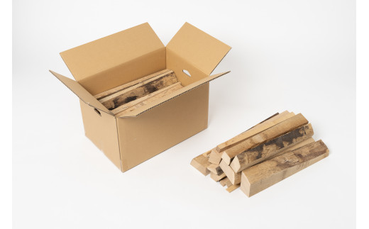 キャンプに最適！広葉樹の薪２箱セット【長さ：約430ｍｍ】