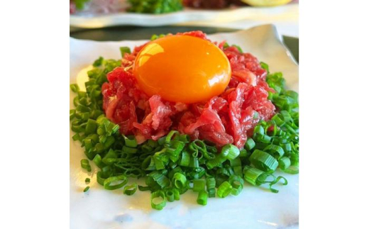 新鮮 馬刺し 赤身 ユッケ (線切り) 10個セット 約500g【株式会社 千興ファーム】馬刺し 馬肉 赤身 ユッケ セット 食べ比べ 熊本 [AYAF023]