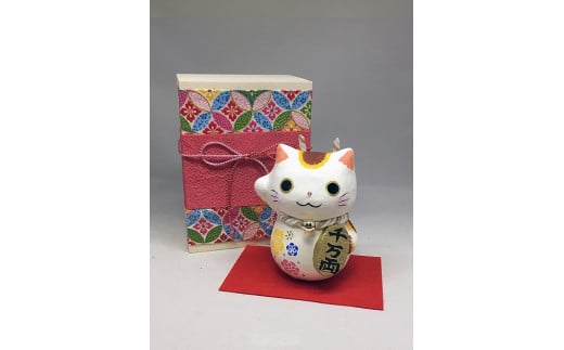 張り子の招き猫「我がニャンデラックス」(木箱付き)