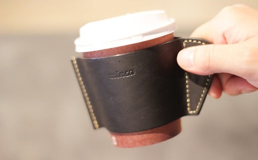 【minca】栃木レザーのカップスリーブSサイズ 自宅、オフィス、キャンプシーンでのカフェタイムに/ブラック　660【日用品 人気 おすすめ 】