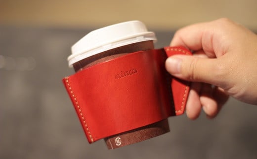 【minca】栃木レザーのカップスリーブSサイズ 自宅、オフィス、キャンプシーンでのカフェタイムに/レッド　660【日用品 人気 おすすめ 】