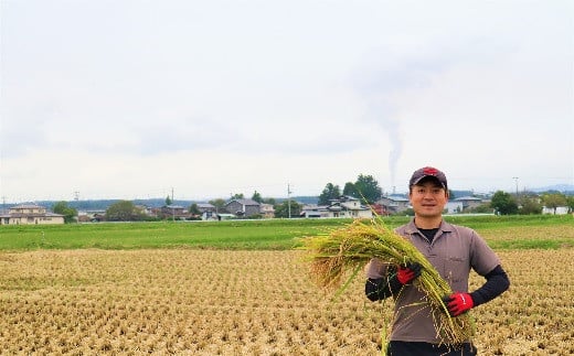 【予約受付/令和5年産新米/10月中旬~順次発送予定】一等米  髙橋さんちのお米「銀河のしずく(玄米)30kg」