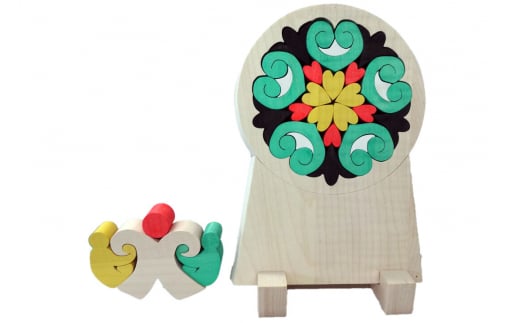 組み木 パズル・蕨手紋「わらびてもん」 ▼ 知育玩具 おもちゃ 出産祝い 誕生日 入園 小学生 男の子 女の子 プレゼント 贈り物 桂川町/組み木工房でんでんむし[ADAD005]