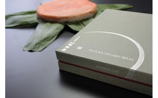 庄右衛門　元祖関野屋　冷凍鱒乃寿し　一重