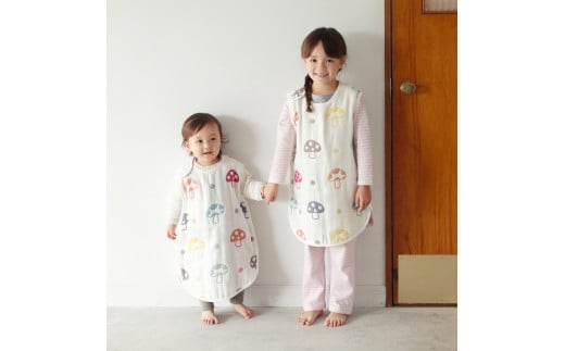 【G0395】赤ちゃんの寝冷えを防ぐ ふくふく ガーゼ スリーパー （7225_シャンピニオン）