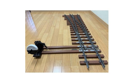 ミニ鉄道パーツ 合成枕木製4番片開き分岐器(左) 1セット※沖縄・離島(一部除く)への配送不可