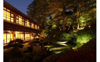 3,000坪の美しい庭園 鶯啼庵の『おもてなし』懐石料理8品・2名様ご招待