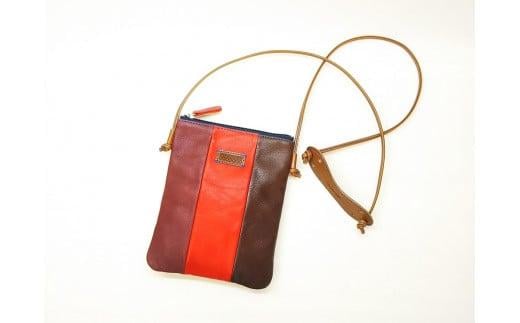 「三嶋柄入り」 ハンドメイド 牛革 ポシェット ＜しましま＞ バッグ やわらかい 牛革 かわいい ハンドメイド おしゃれ レディース シンプル 贈り物 ギフト プレゼント 手提げ バック 革製品 小物 ファッション アクセサリー コンパクト 軽量 肩掛け 斜めがけ 長さ調節可能 ヌメ革 本革 裏地付き 大人 ユニセックス 日本製