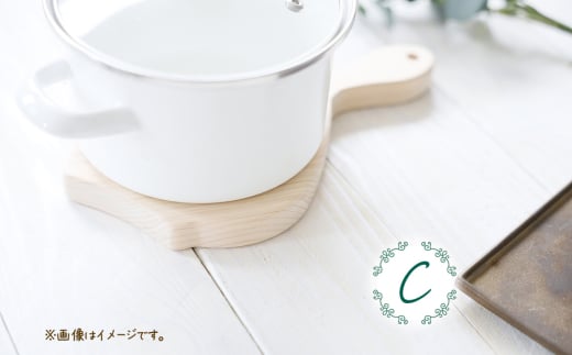 No.1113 まるで手鏡のような鍋敷き C ／ なべしき 木製 ヒノキ 檜 おしゃれ 可愛い ナチュラル キッチン用品 キッチンツール キッチン雑貨 台所用品 日用雑貨 テーブル用品 広島県