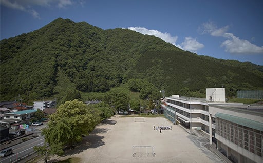 2.子どもたちの健全育成等次世代育成に関する事業（美郷町子ども未来応援金等）