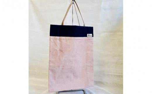 赤間石染トートバック（A4サイズマチあり）【赤間石染 トートバッグ A4サイズ マチあり 赤間硯 伝統工芸 宇部市 手染め 石染 綿素材 帆布 丈夫 真田紐 持ち手 柔らかい 優しい色彩 温かみ 赤間石 削り粉 日枝玉峯堂 奥ゆかしさ】