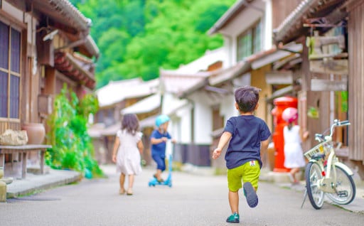 未来を担う「おおだっこ」の子育て支援・少子化対策事業