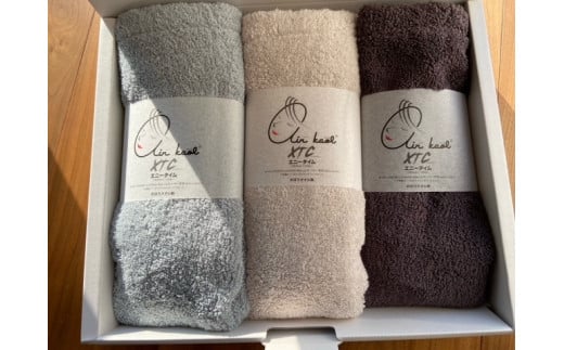 エアーかおる エクスタシー バスタオル半分時代3P