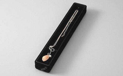 淡水パール付き金箔桜貝ネックレス