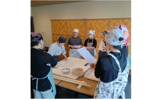 江戸そばの街・神田で「そば打ち体験」チケット(1名様分)【1540578】