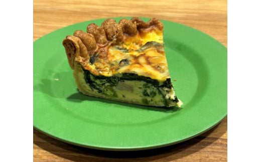 Adam’s awesome PIE ほうれん草とベーコンのキッシュ 1台