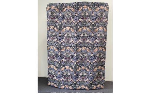 ＜ウイリアム　モリス＞カーテン　マルチカバー　130cm×180cm　いちご泥棒【1541871】