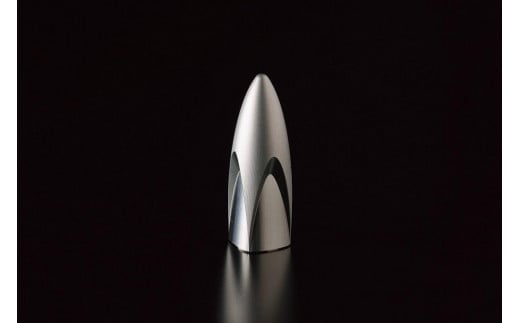 縁をつなぐプレミアムチタン製印章 芽力縁印(丸印) 牛革印鑑ケースセット 日用品 雑貨 チタン製 チタン 会社印 認印 実印 高級 セミオーダー 芽力縁印 ハンコ 印鑑 丸印 HR00002