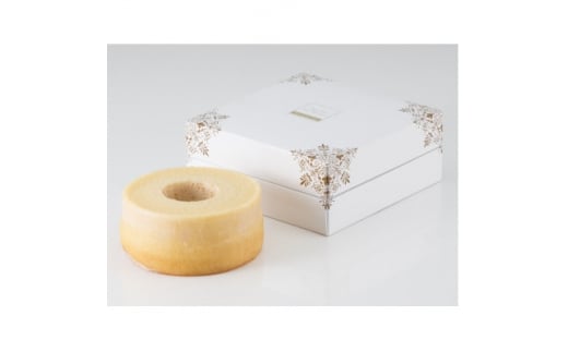 Haus Von Frau Kurosawaの＜ソフトバウムクーヘンМ＞【1419034】