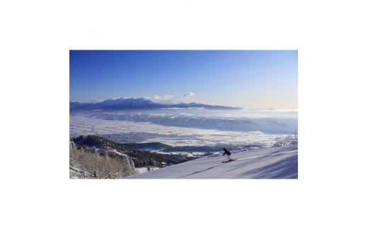 ＜2025年-2026年シーズン＞富良野スキー場リフト1日券(3枚)【1354703】